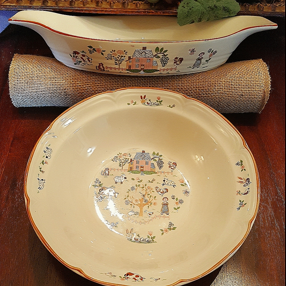 VTG James Town Serving Bowl and Casserole Dish